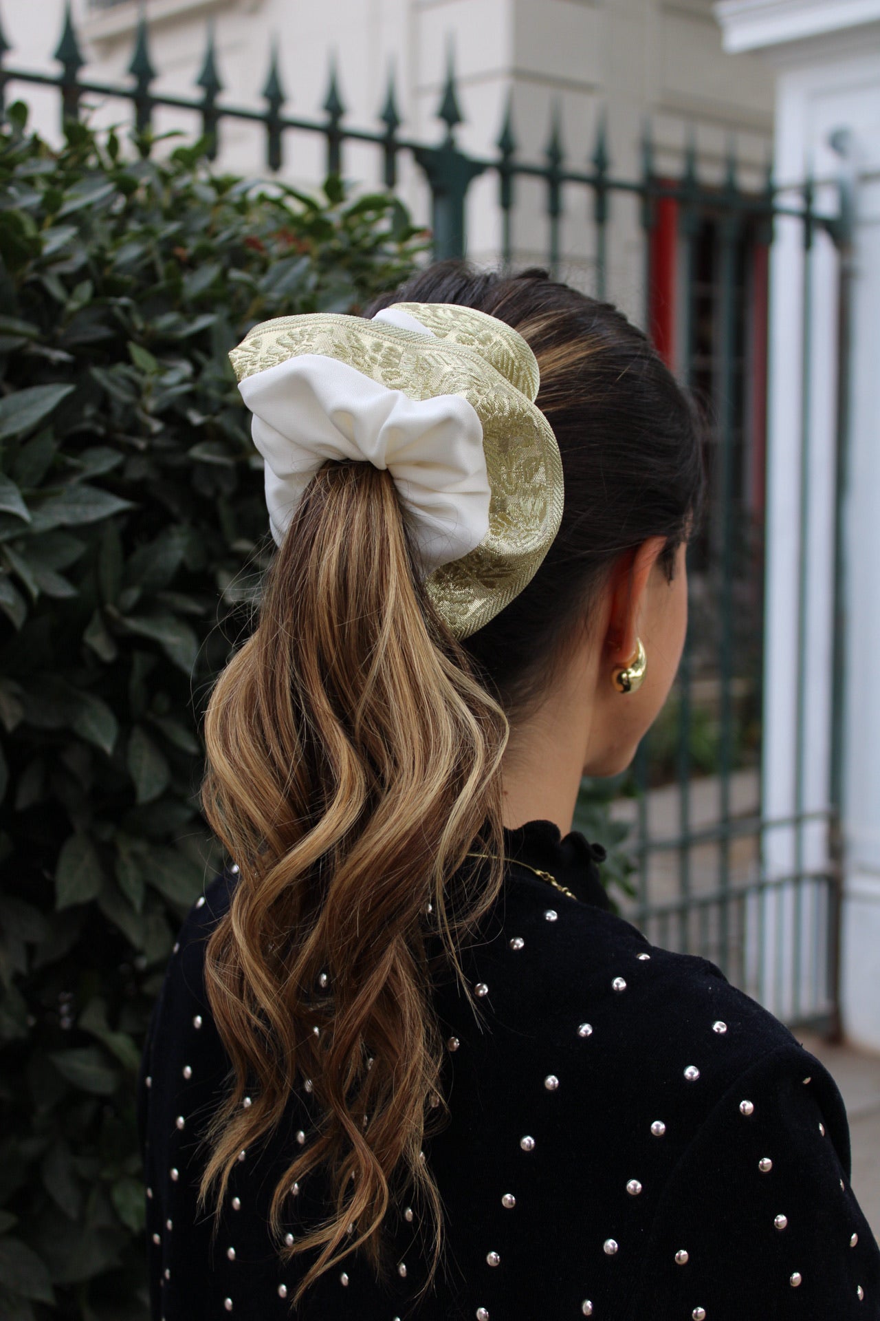 Scrunchie Vuelos Dorado