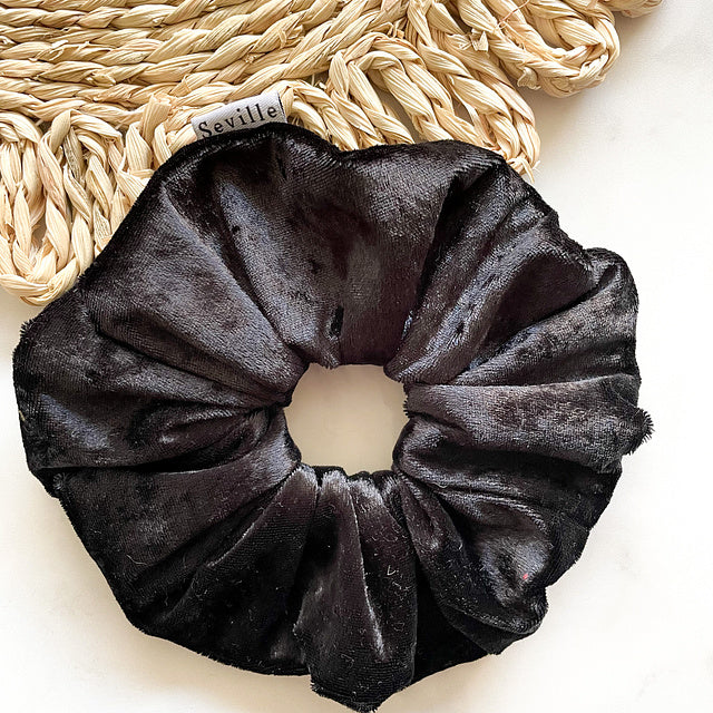 Maxi Scrunchie Terciopelo Negro